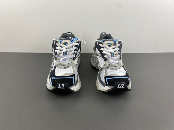 RUNNER SNEAKER RS105