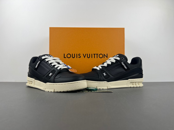 LV TRAINER SNEAKER LVT-000628