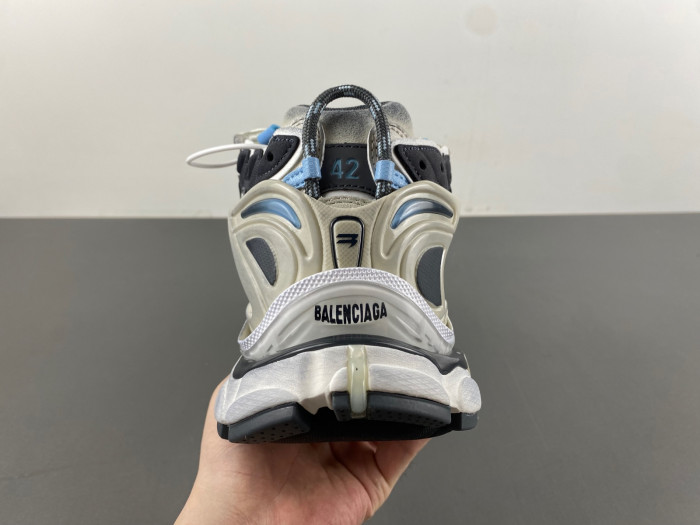 RUNNER SNEAKER RS105