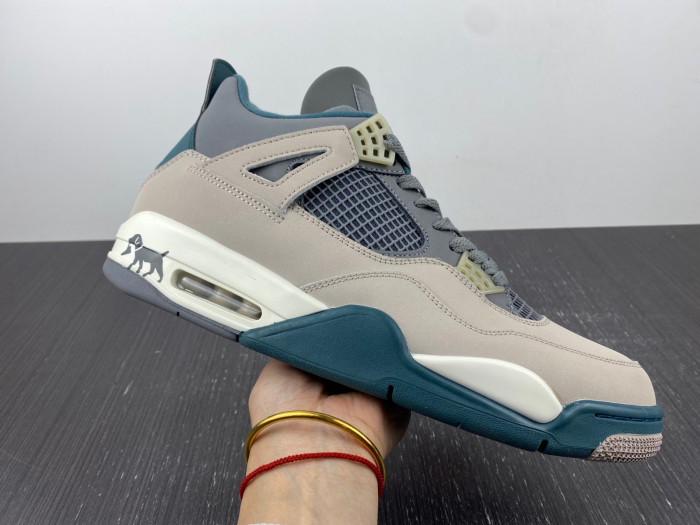 Air Jordan 4 SECRAFT