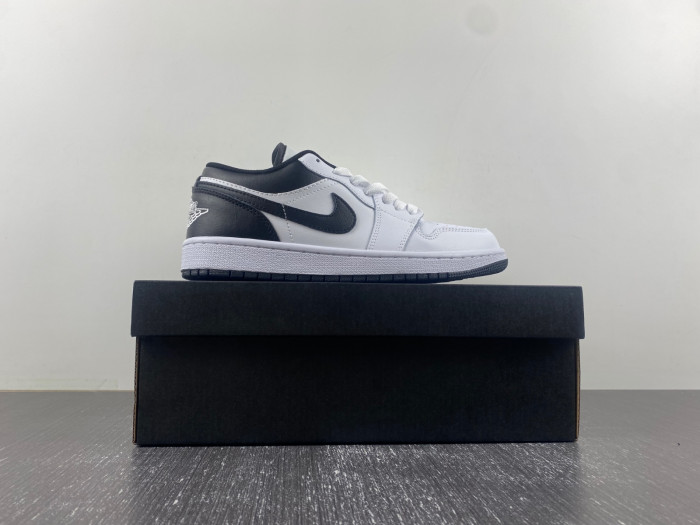 AIR JORDAN 1 LOW WHITE BLACK 553558-132