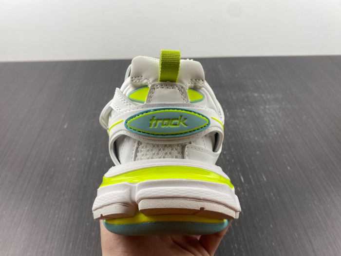 TRACK SNEAKER TS052