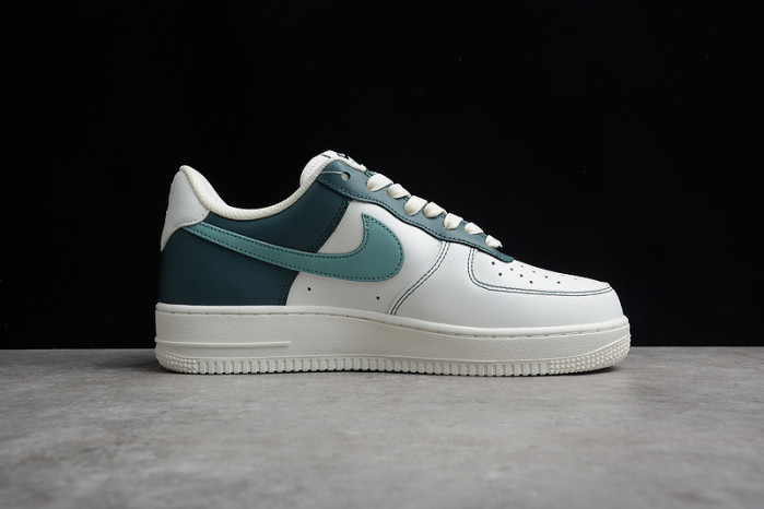 Nike Air Force 1 07 Low Green Lake White LT0226-301