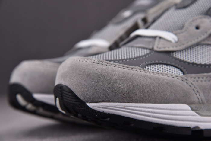 NEW BALANCE SNEAKER NB070