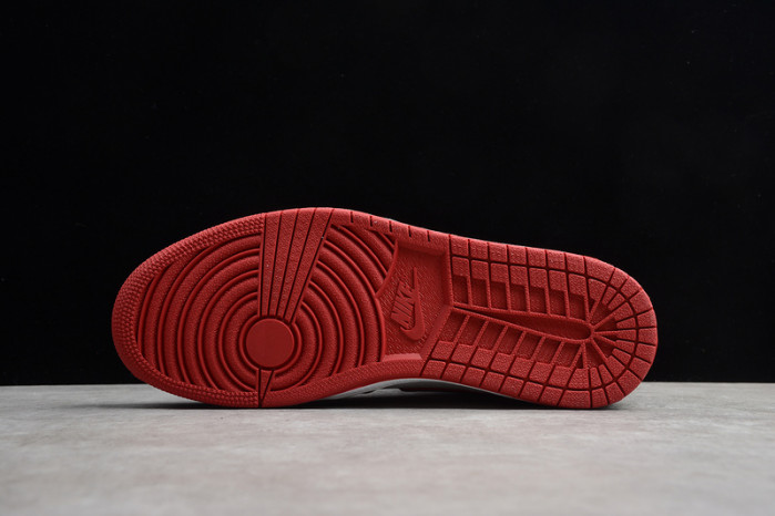 Air Jordan 1 Retro High Bloodline 555088-062