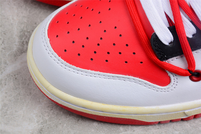 Dunk Low “University Red”