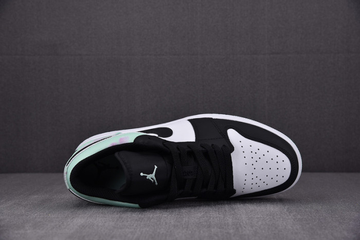 Air Jordan 1 Low “Tie-Dye”DM1199-100