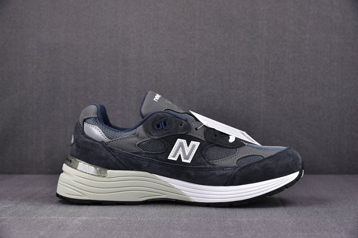 NEW BALANCE SNEAKER NB024