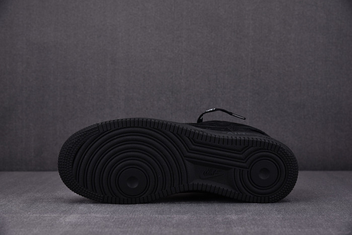 l**is V*t*n x air force 1 low 