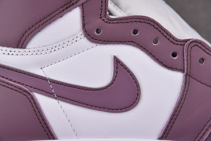 Air Jordan 1 High OG “Mauve” DZ5485-105