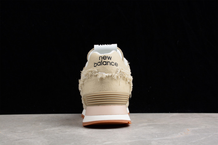 NEW BALANCE SNEAKER 011