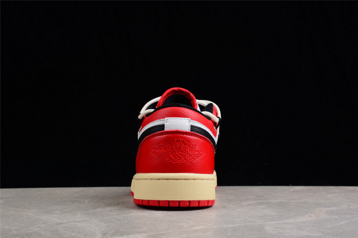 Air Jordan 1 Low “Chicago”