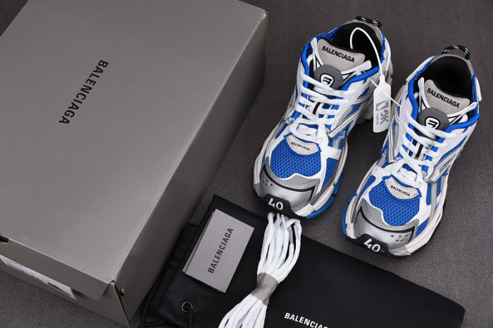 RUNNER SNEAKER RS026