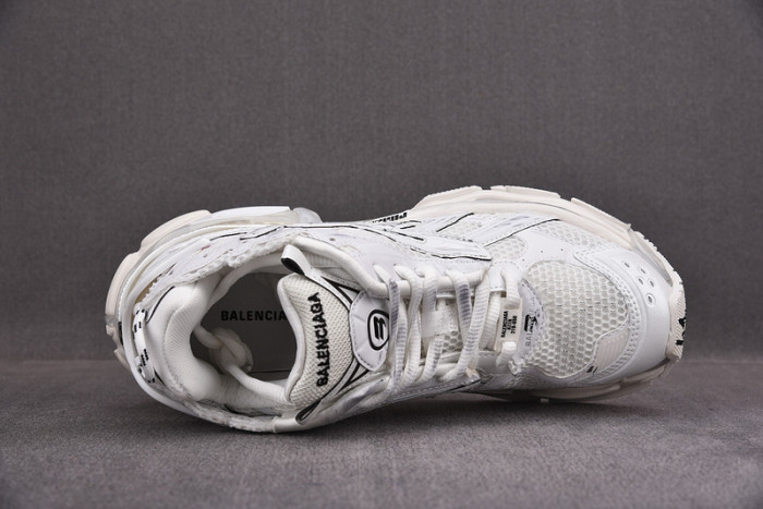 RUNNER SNEAKER RS009