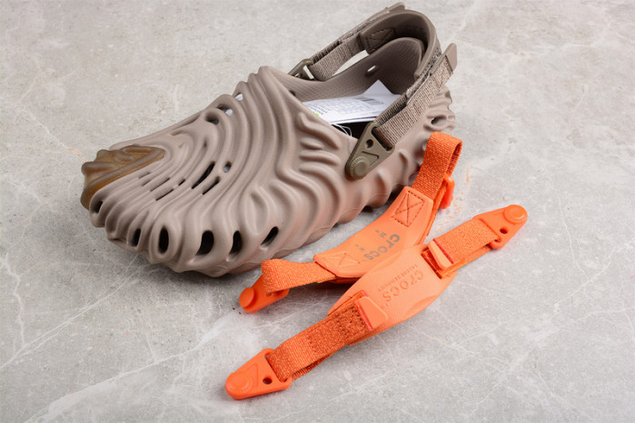 Cr*0*s x salehe bembury c00004