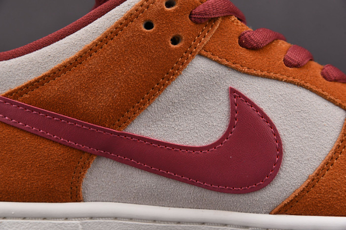 NIKE SB DUNK LOW PRO DAEK RUSSET CEDAR BQ6817-202