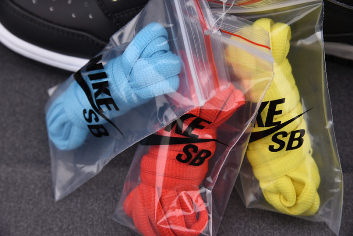 Civilist Nike SB Dunk Low CZ5123-001