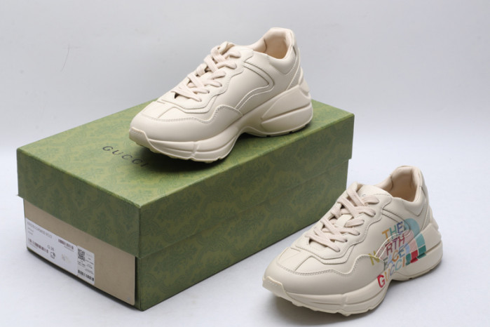 G*u*i* trainer sneaker108