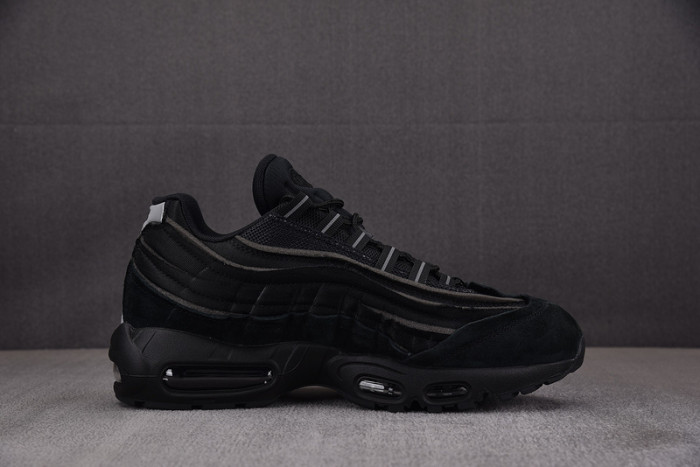 Comme des Garçons x Air Max 95 