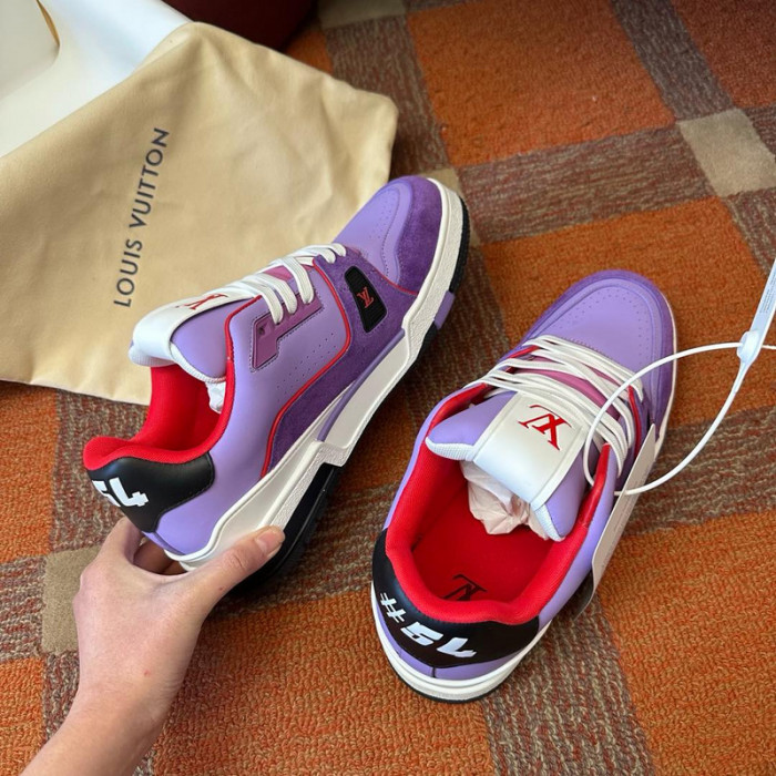 LV TRAINER SNEAKER LVT-000617