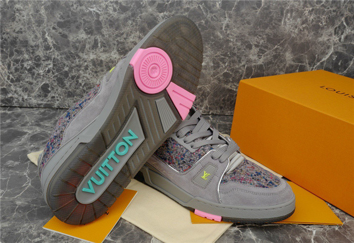 LV SNEAKER LV-000280