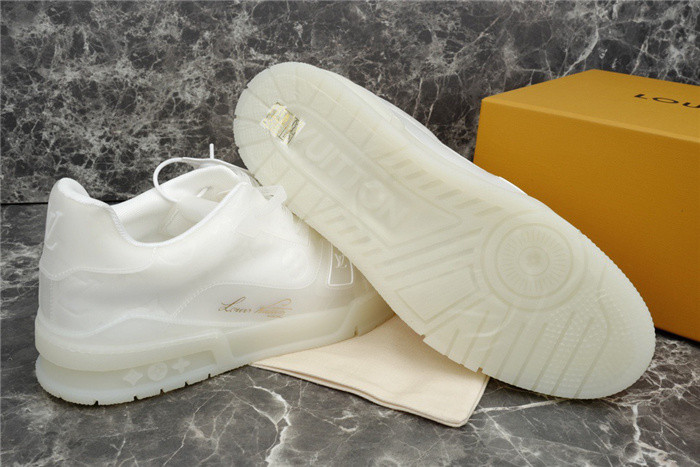 LV SNEAKER LV-000285
