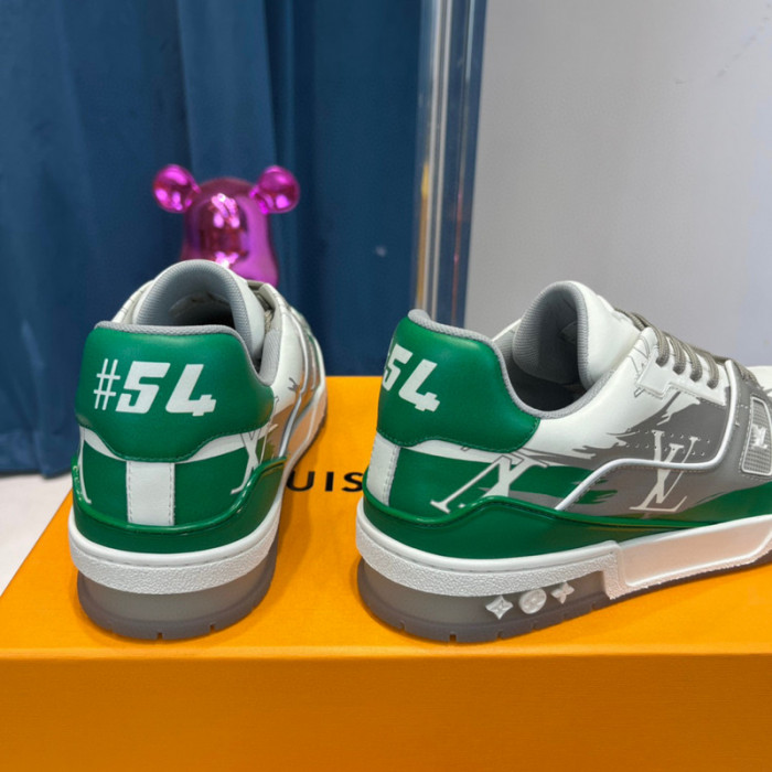 LV SNEAKER LV-000339