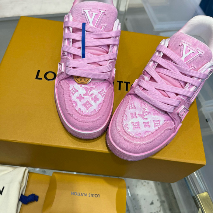 LV SNEAKER LV-000466