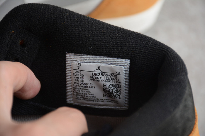 Jordan 1 High Element Gore-Tex Light Curry DB2889-700