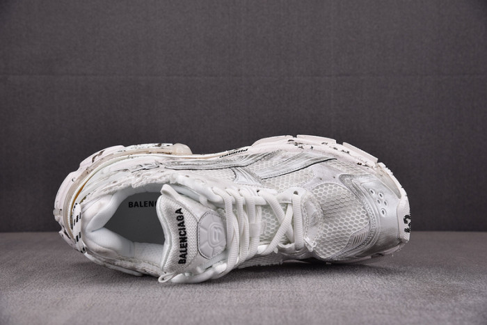 RUNNER SNEAKER RS047