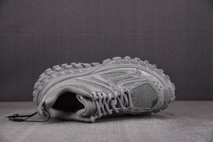 DEFENDER SNEAKER DS010