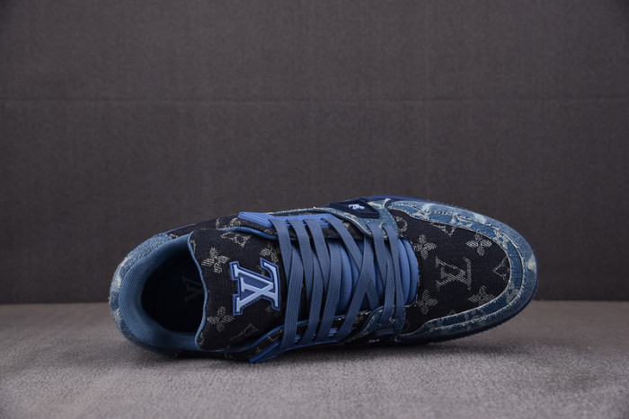 LV SNEAKER LV-000101