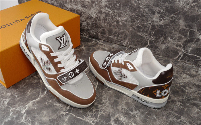 LV SNEAKER LV-000148