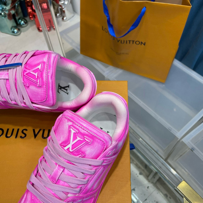 LV SNEAKER LV-000510