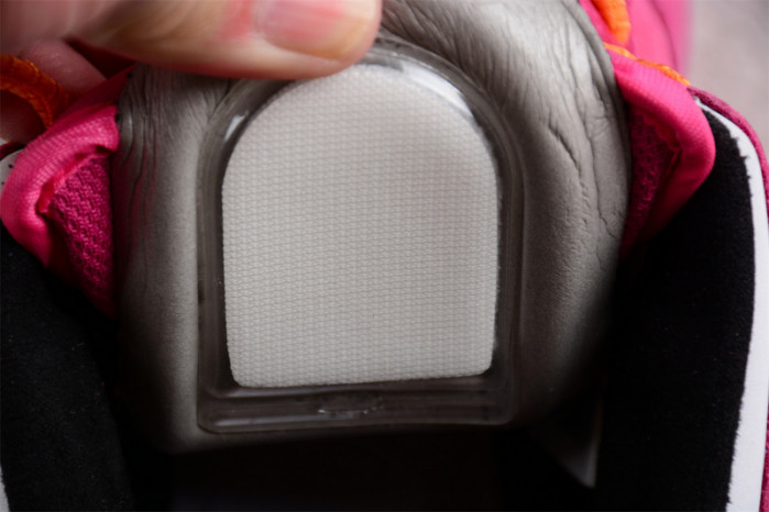 he Powerpuff Girls x Nike SB Dunk Low “Buttercup” FZ8319-600