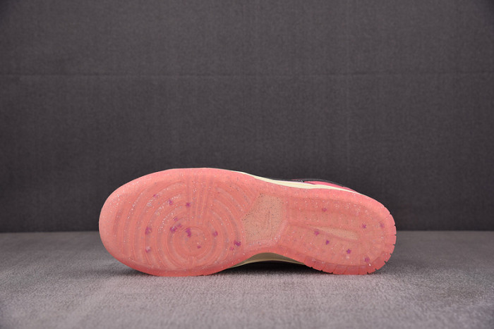 Nike Dunk Low LX Barbie (Women