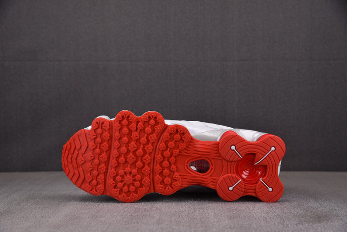 NIKE Wmns Shox TL 