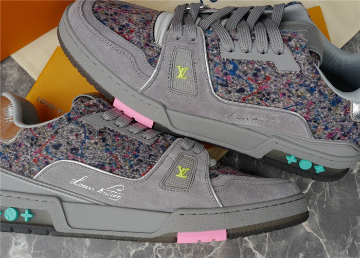 LV SNEAKER LV-000280