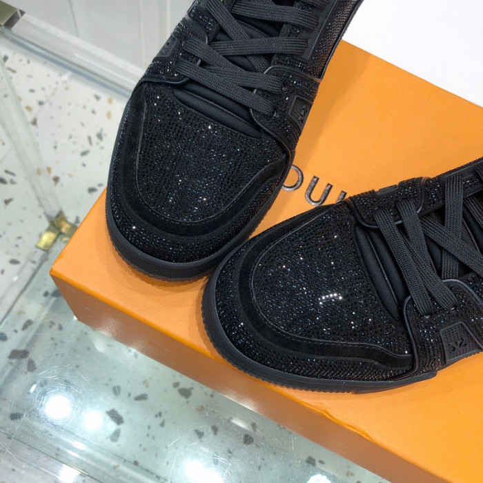 LV SNEAKER LV-000367