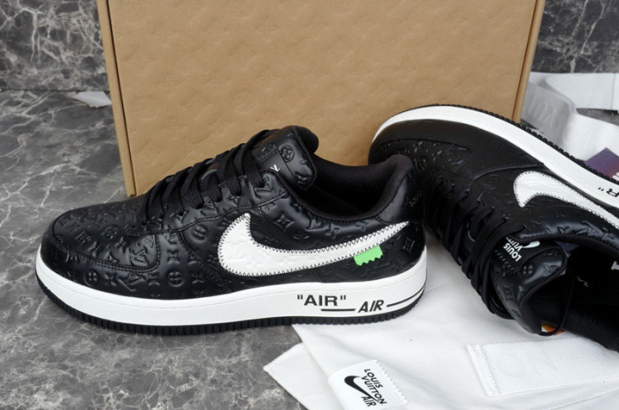 LV SNEAKER LV-000240