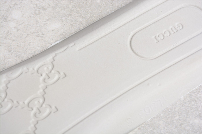 G*u*i* trainer sneaker 92