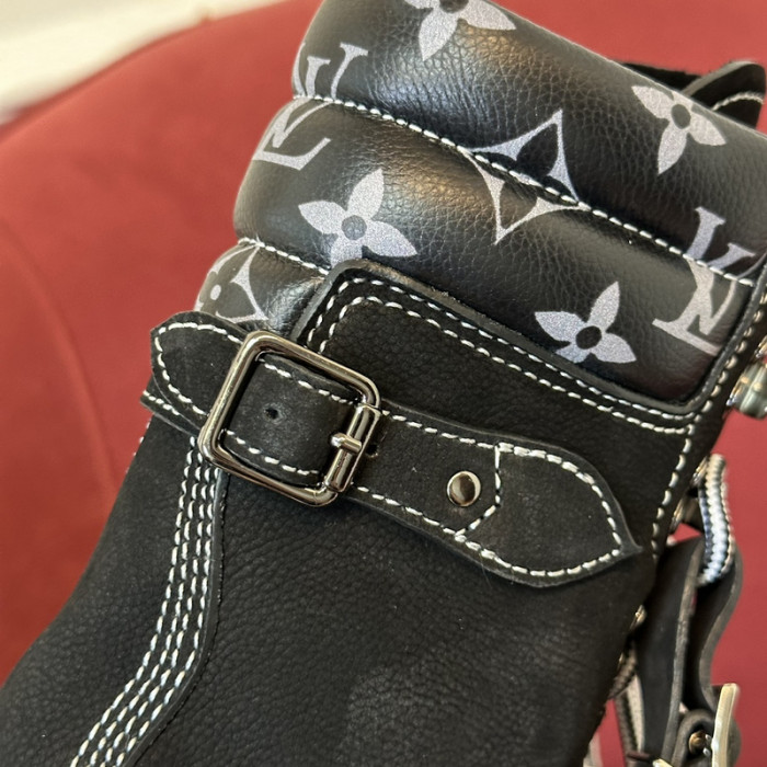 LV BOOTS L000024
