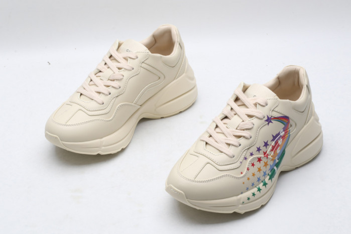 G*u*i* trainer sneaker109