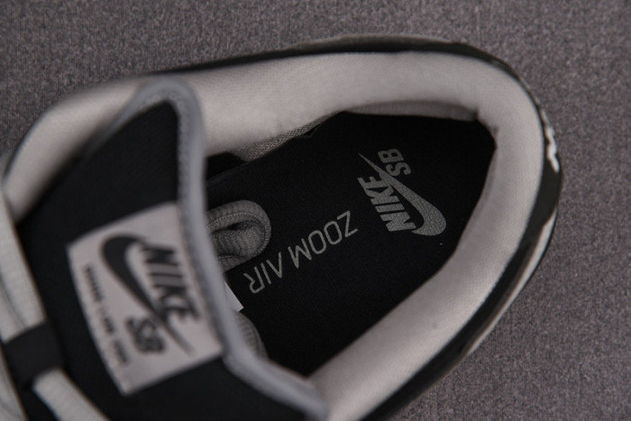 Nike SB Dunk Low J-Pack Shadow BQ6817-007