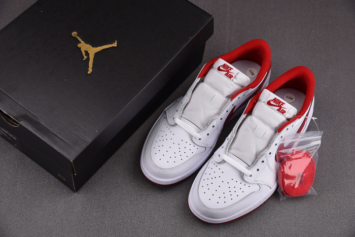 Jordan 1 Retro Low White Varsity Red 705329-101