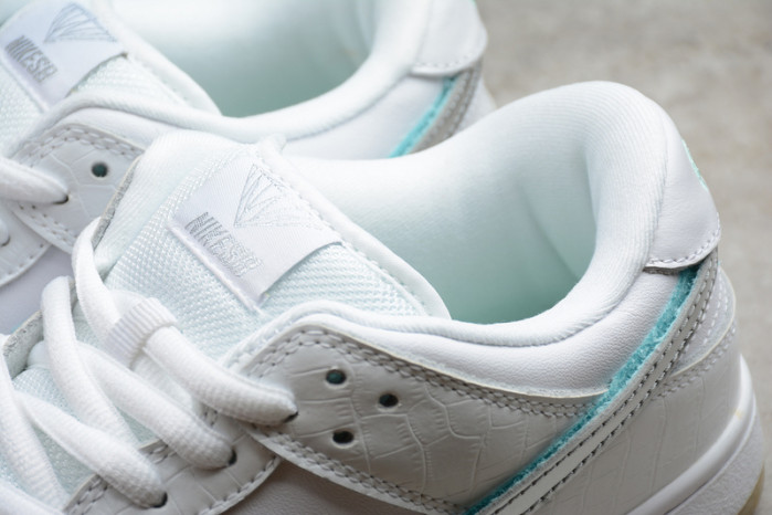 diamond S*pply co. x dunk low pro sb 