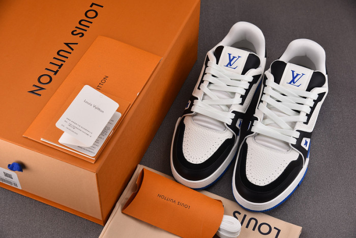 LV TRAINER SNEAKER LV-000562
