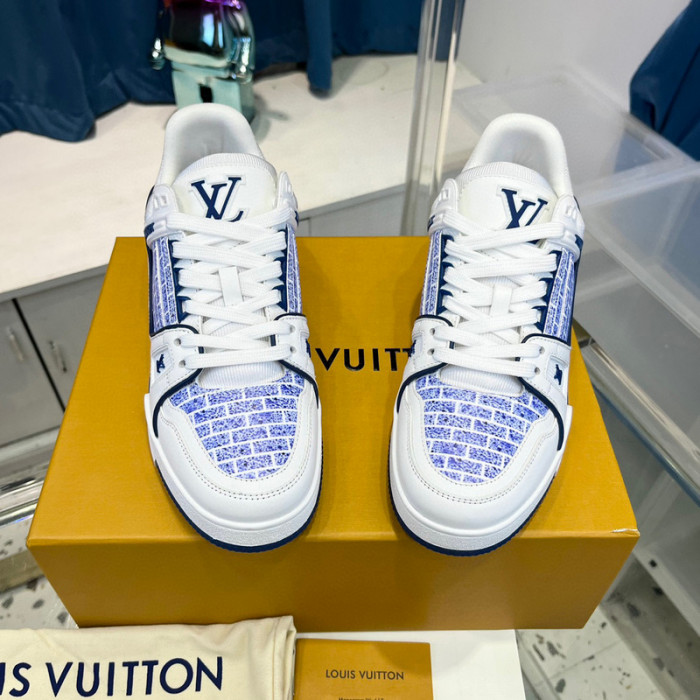 LV SNEAKER LV-000407