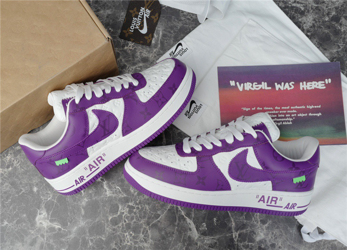 LV SNEAKER LV-000245