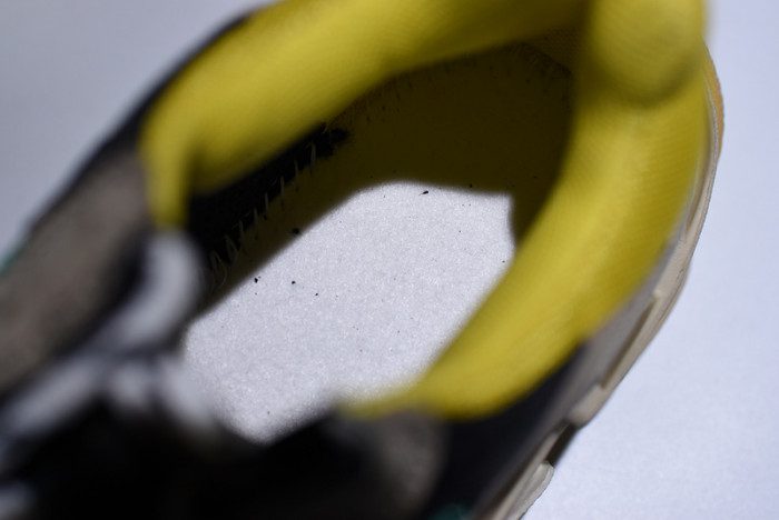 TRIPLES TRAINER SNEAKERS 2000010